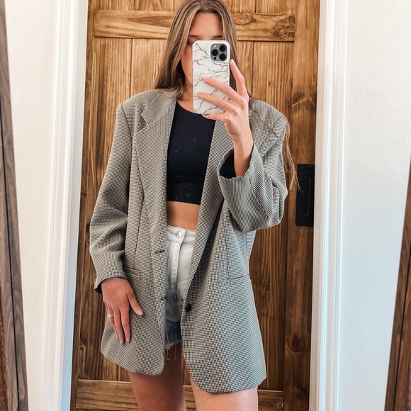 Vintage Jackets & Blazers - Chic Oversized Blazer